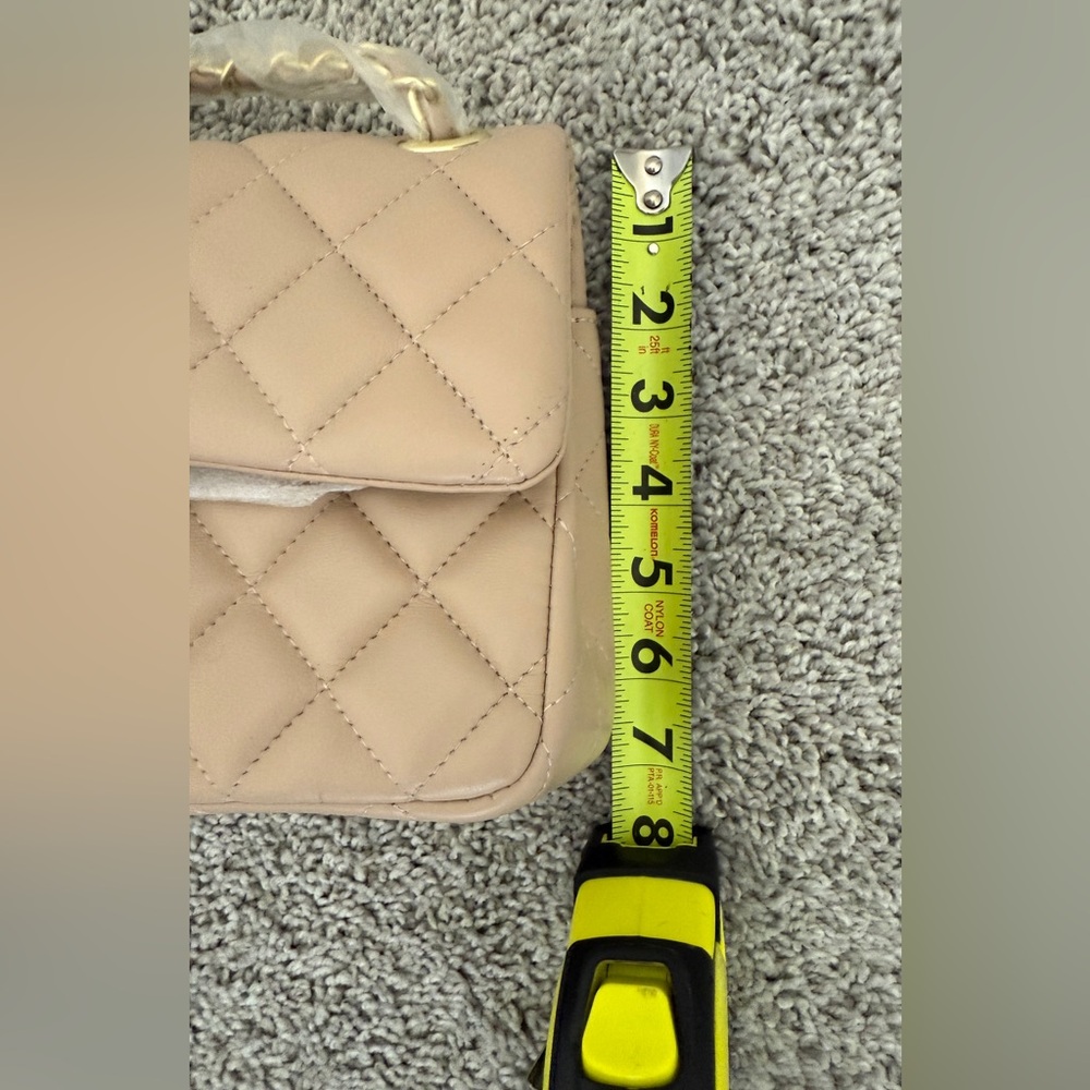 Quilted Beige Top-Handle Women's Bag - Picture 3 of 6